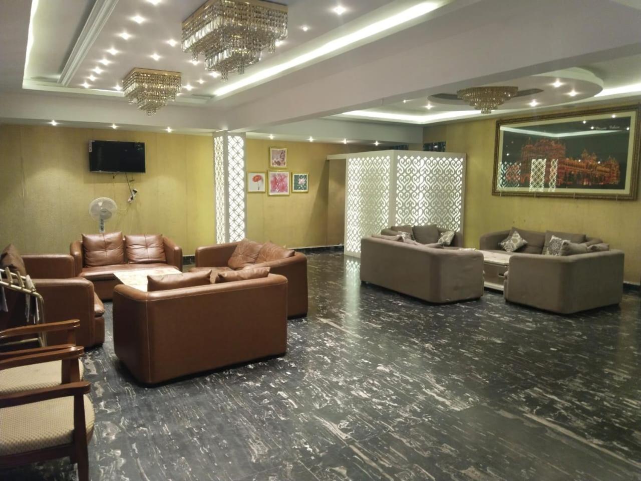 Villa Grand Milestone Mysore Exterior foto